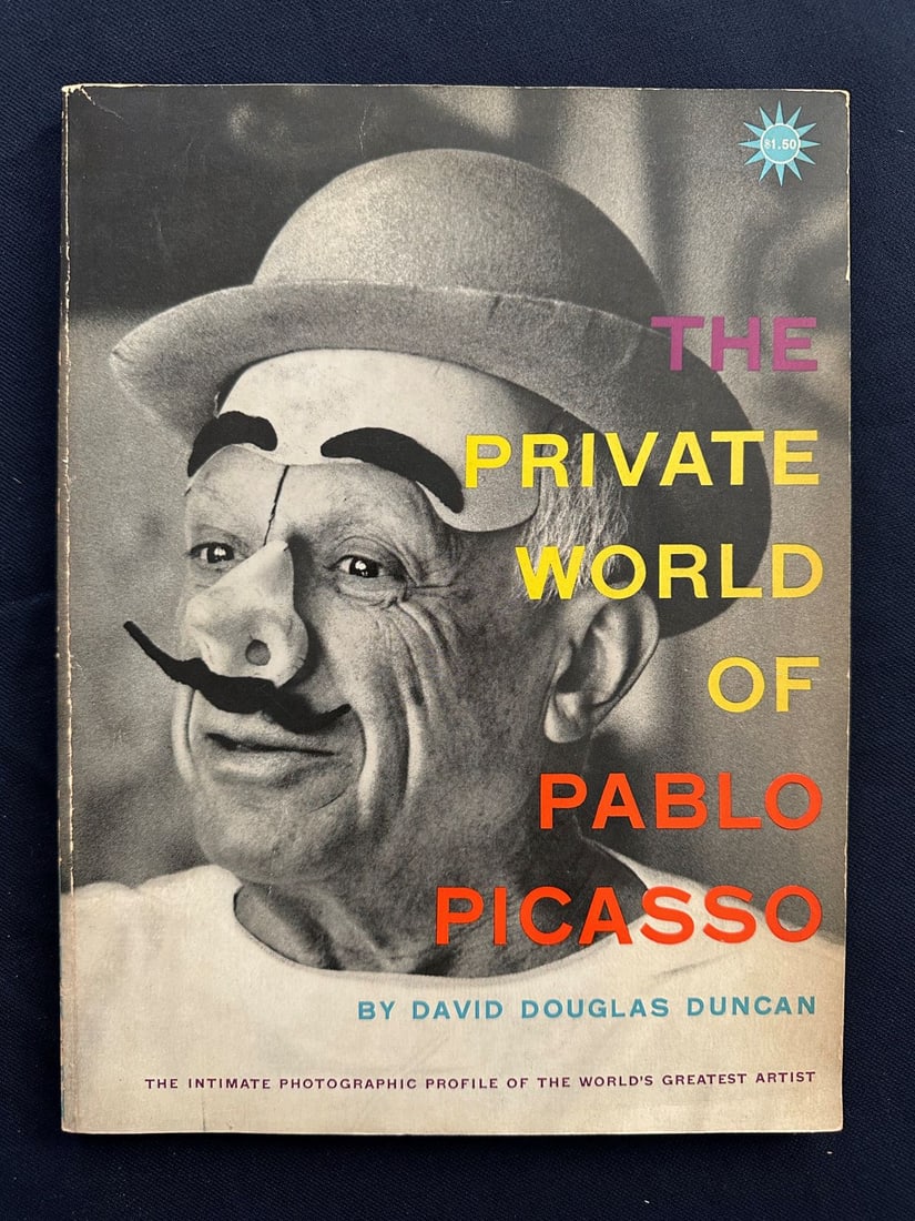The Private World of Pablo Picasso, by David Douglas Duncan: The intimate photographic profile of the world’s greatest artist, 1958.The Ridge Press, New York. Soft pictural cover.