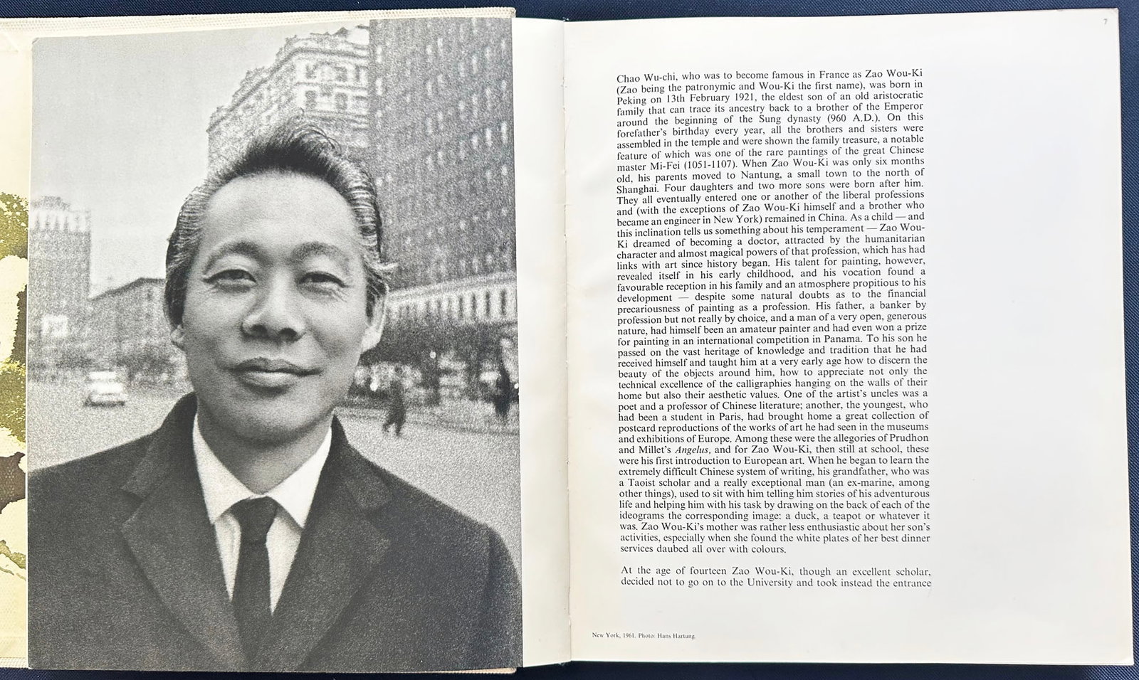 Zao Wou-Ki, by Jean Leymarie, 1979.: Published by Ediciones Poligrafa, Spain. Text in English. Hardbound (white-cloth) detached, no dust jacket.