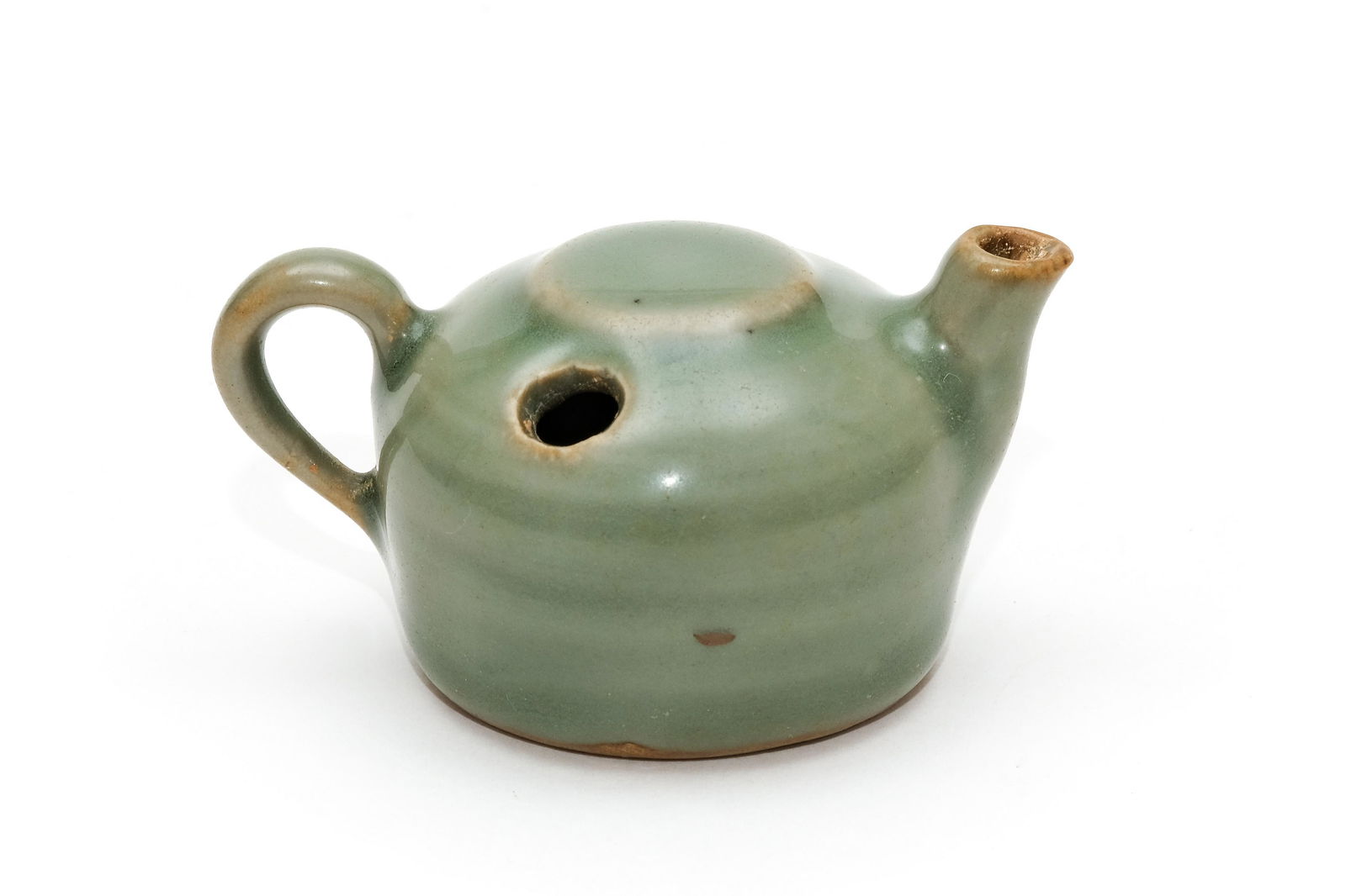 A Longquan Celadon Glazed Water Pot (1 of 6)