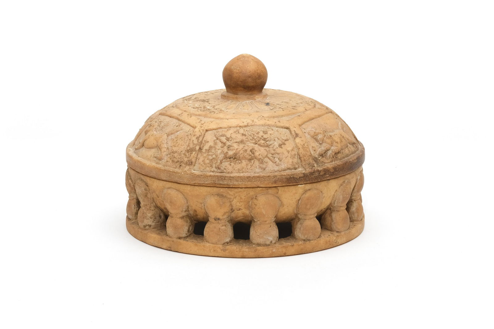 A Carved White Marble Lion Patterns Instone (1 of 11)