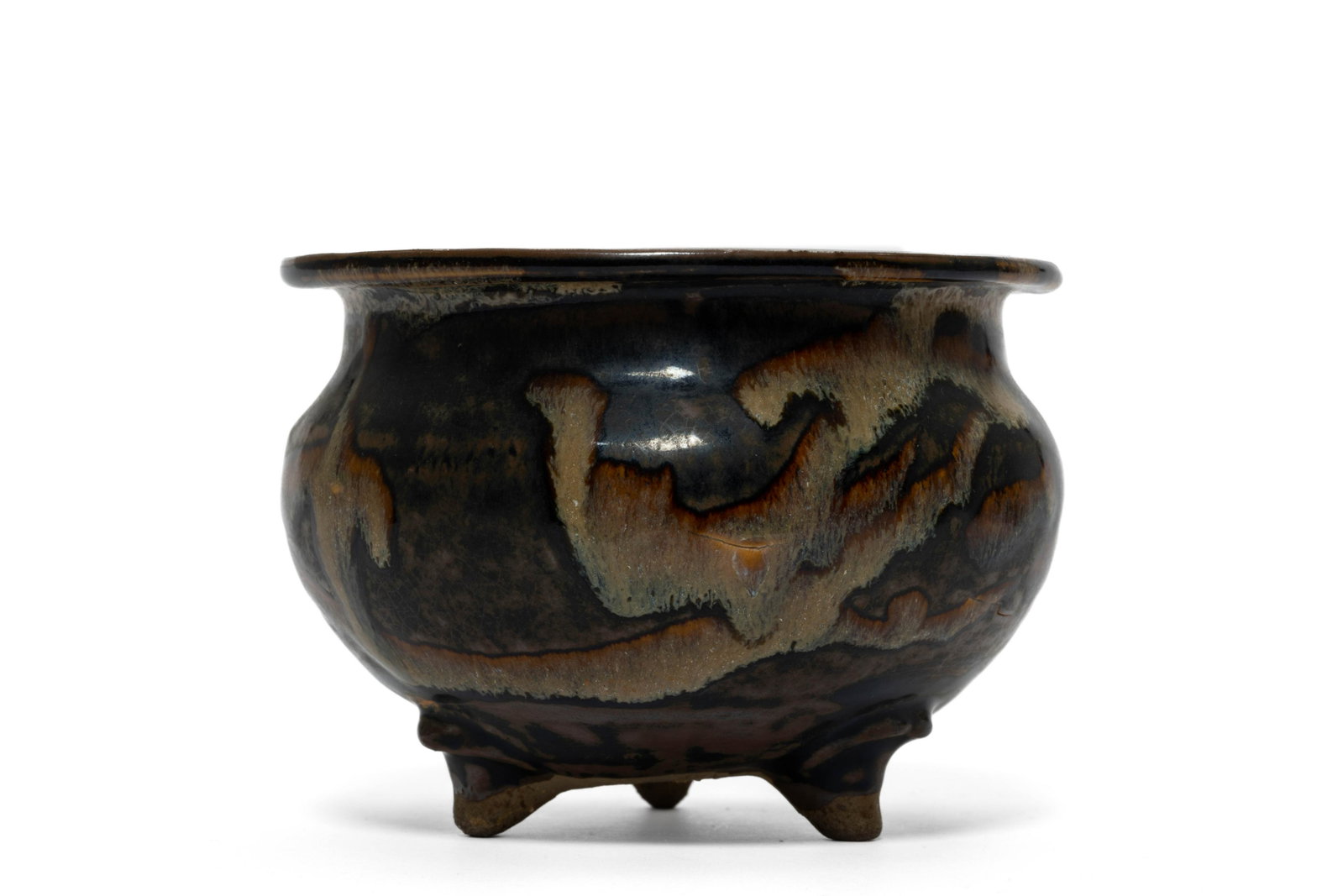Song Jizhou Yaobian Incense Burner: H: 3.3 in. (8.5 cm) D: 4.7 in. (12 cm)