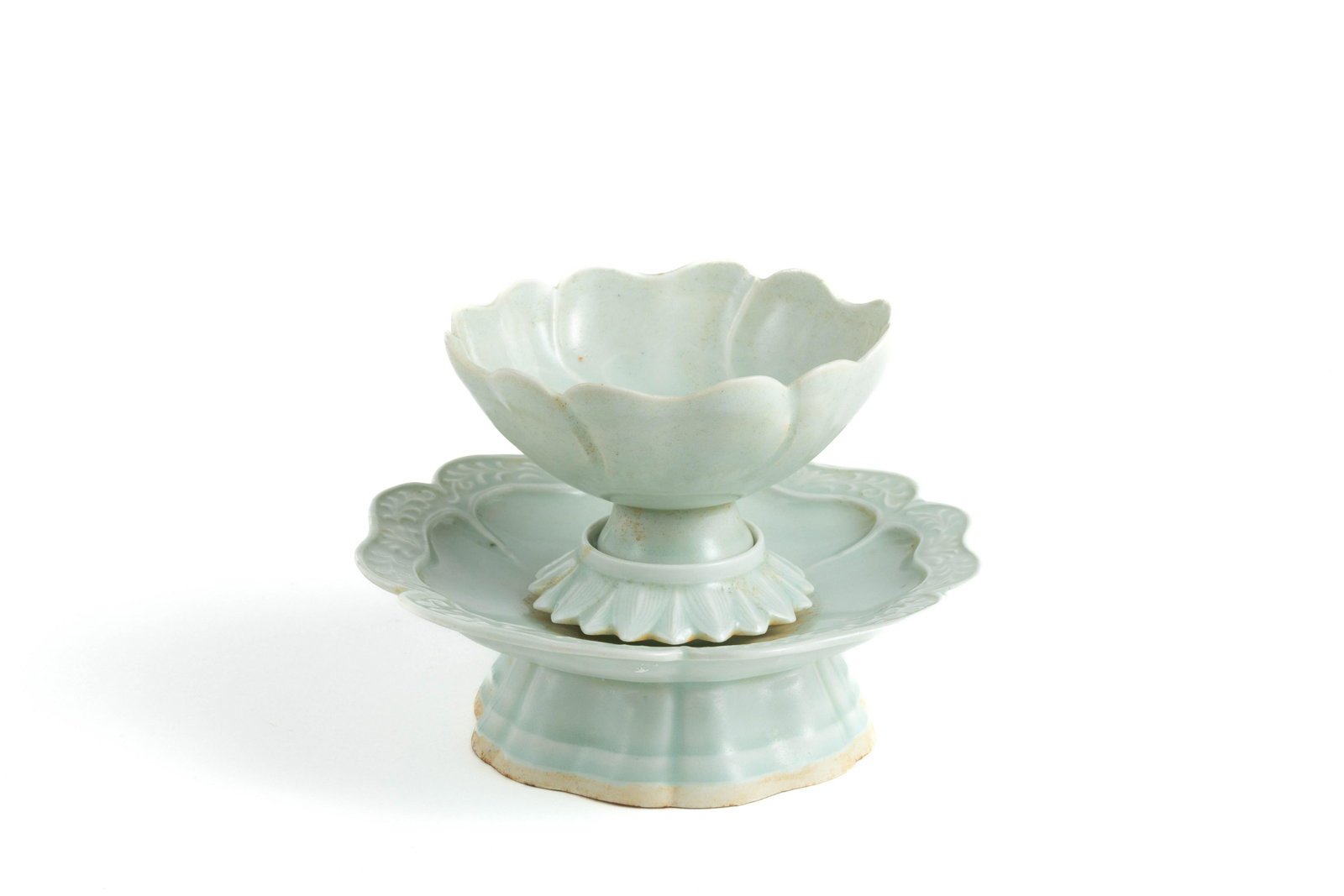Song Hutian Blue and White Cup Holder Set: H: 2.4 in. (6 cm) D: 4.3 in. (11 cm) H: 2 in. (5.2 cm) D: 6.3 in. (16 cm)