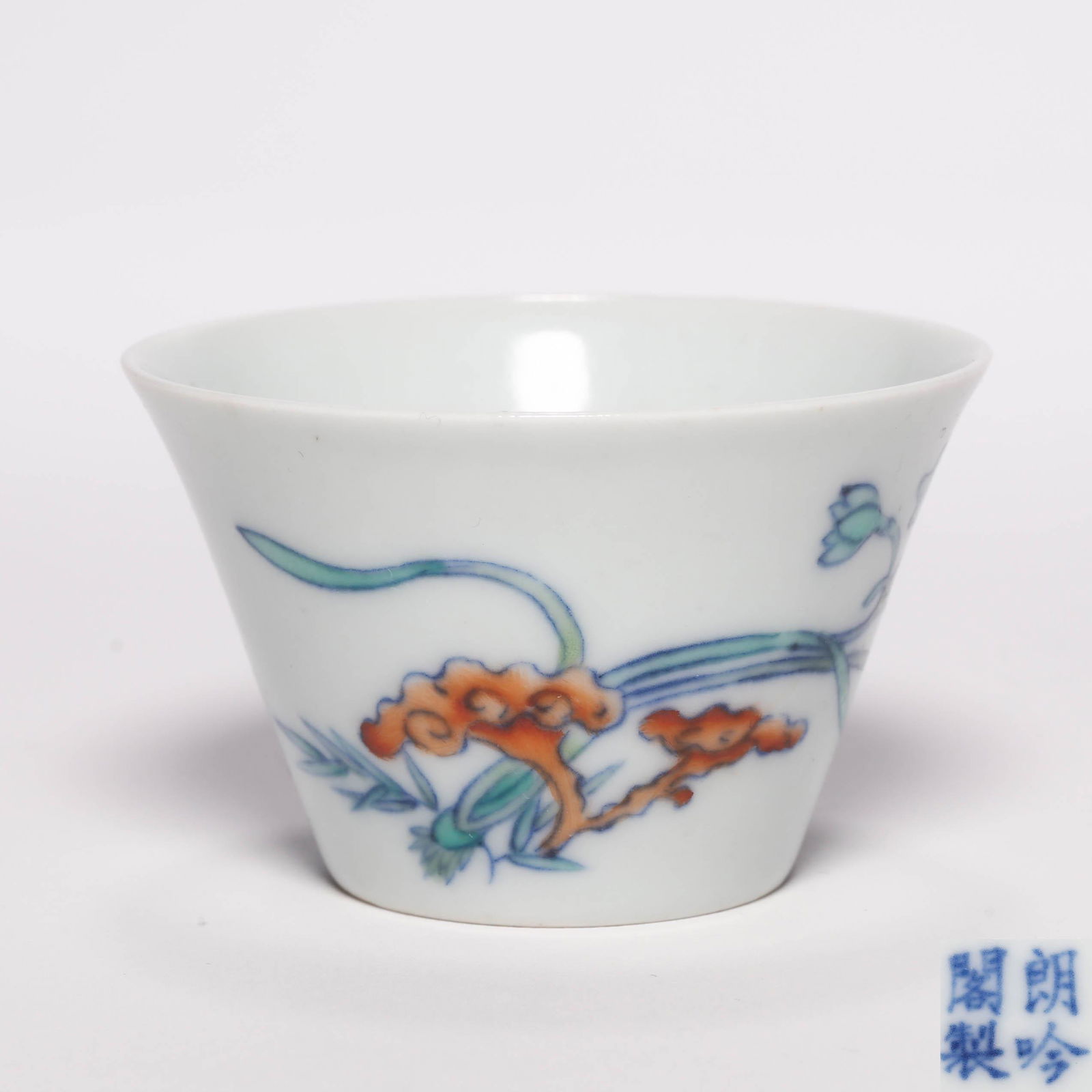 Doucai FLORAL Cup (1 of 8)