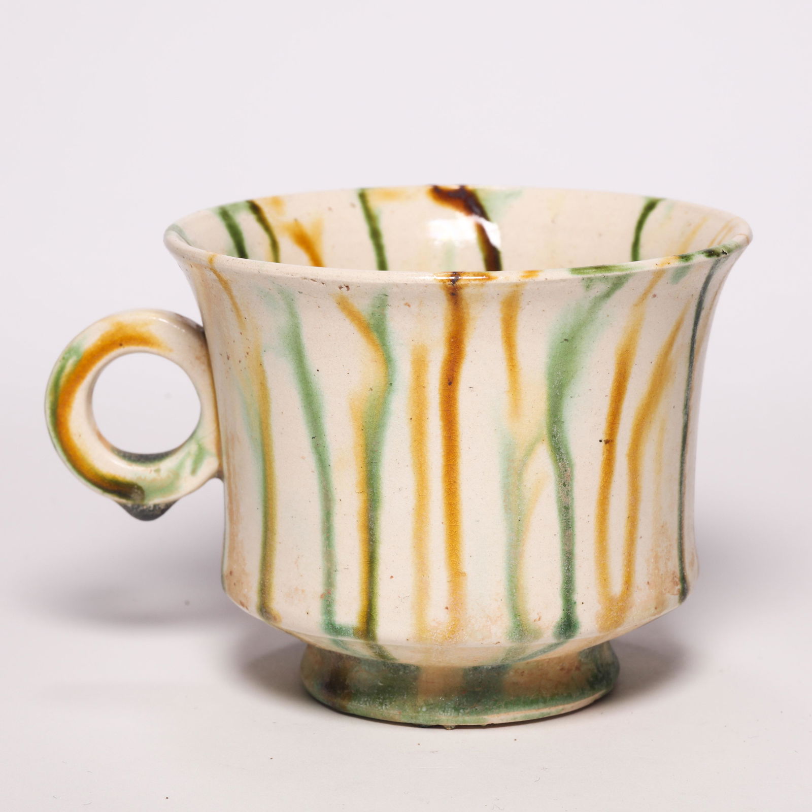 Tang Sancai Cup with Handle (1 of 9)