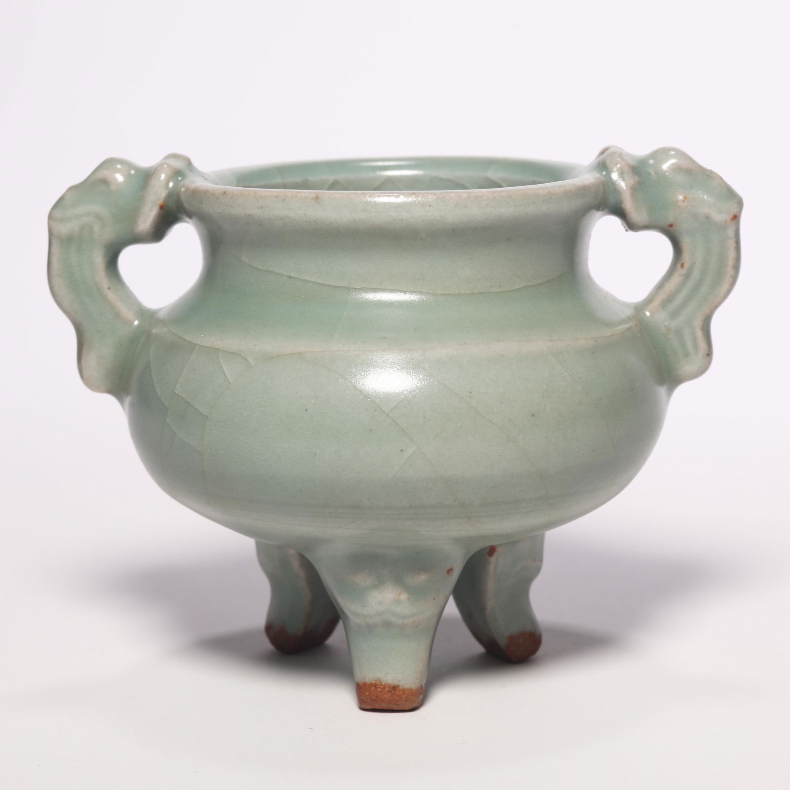 A Longquan Dragon Handled Tripod Censer (1 of 10)