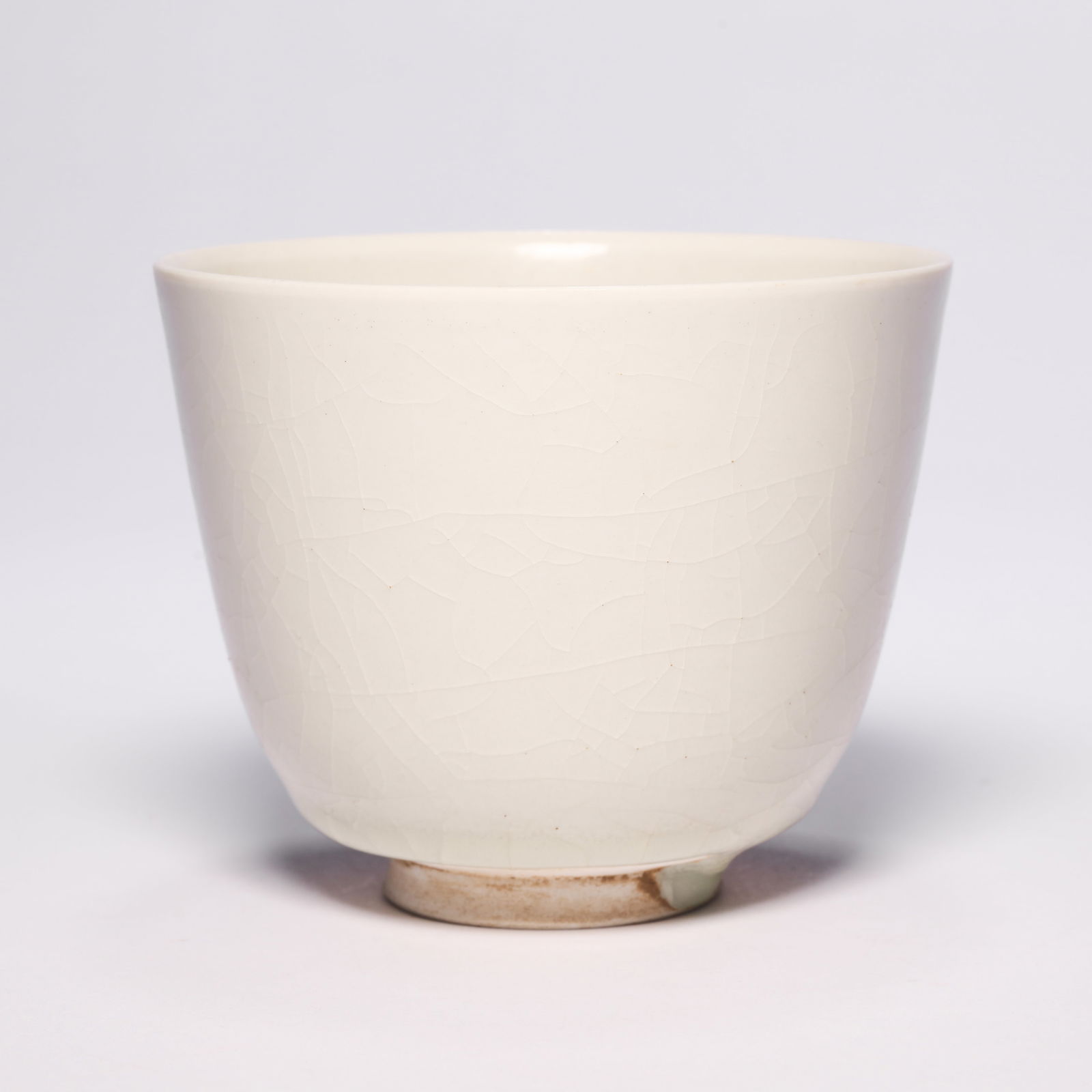 A Ding White Porcelain Cup (1 of 8)