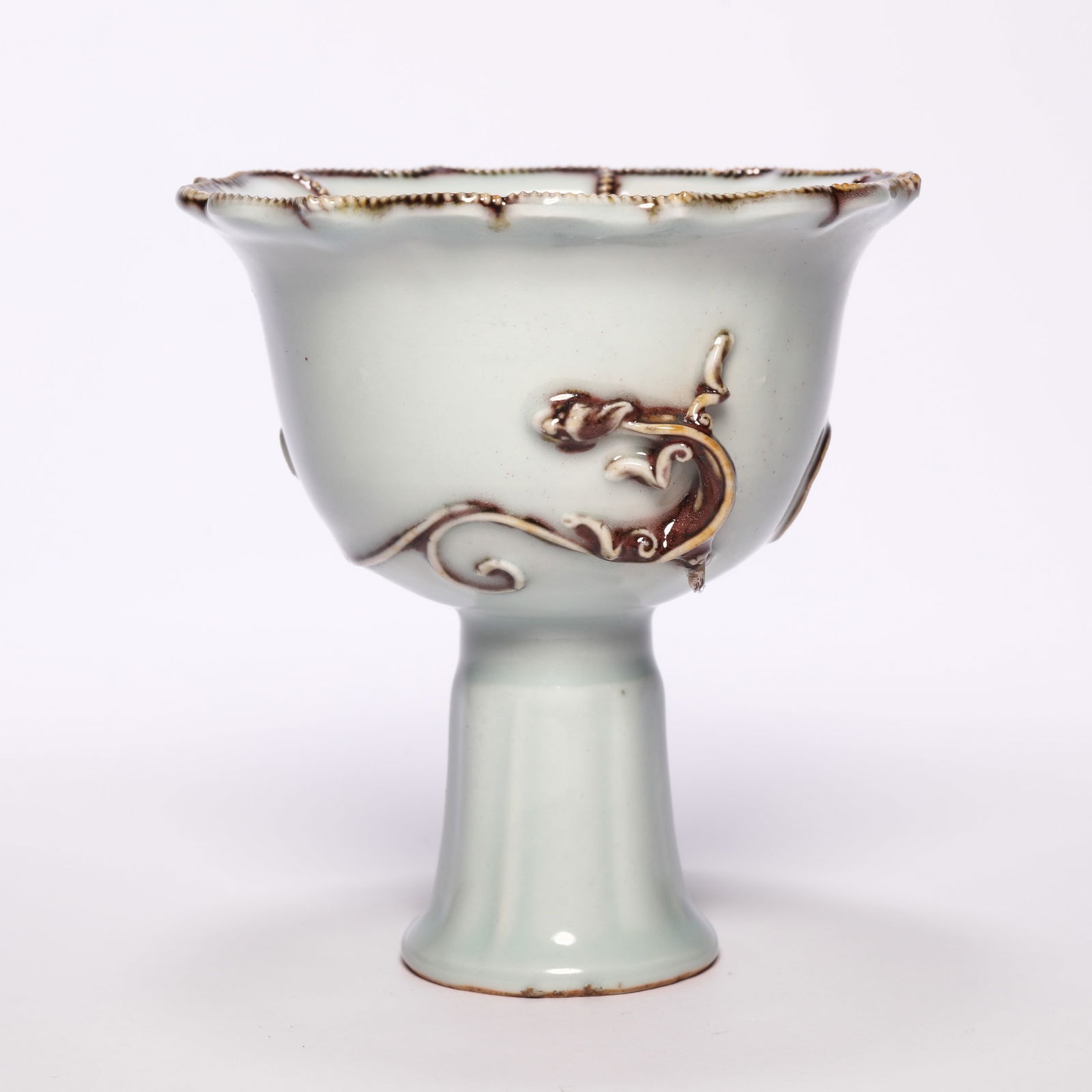 An Underglaze-Red Chi Dragon Stem Cup (1 of 8)