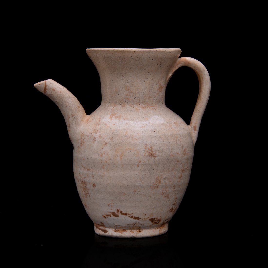 SONG DYNASTY, A WHITE GALZE PORCELAIN TEAPOT (1 of 4)