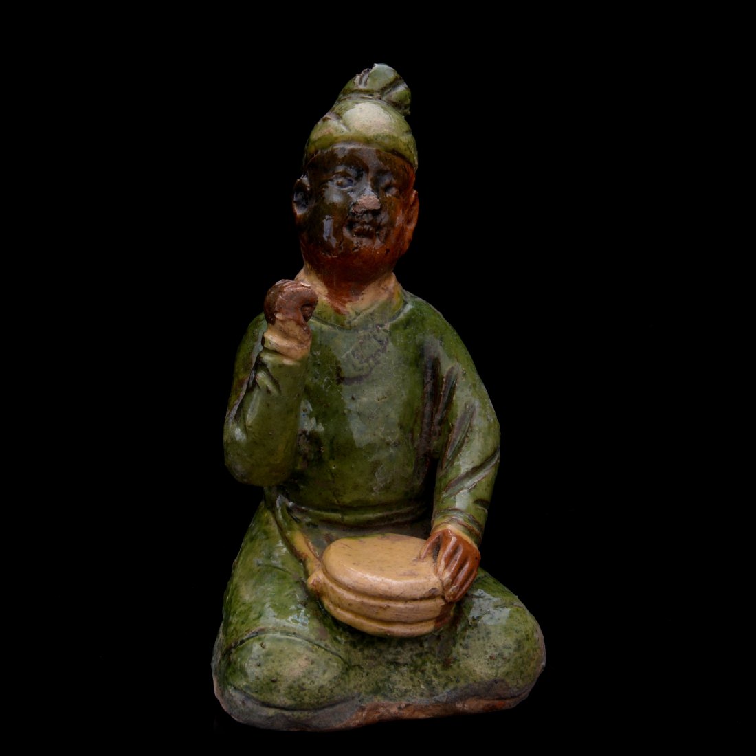SONG DYNASTY, A TRI-COLOURED FIGURINE: 宋三彩俑 包漿自然 詳情見圖 （來自加州一位已故收藏家į