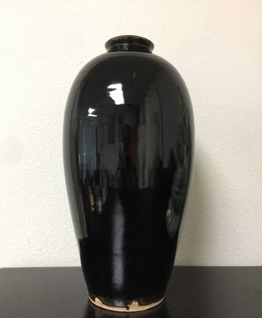 SONG DYNASTY, CI ZHOU KILN BLACK GLAZE MEIPING (1 of 4)