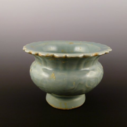 Ming Dynasty Xuande blue and white high foot cup (1 of 5)