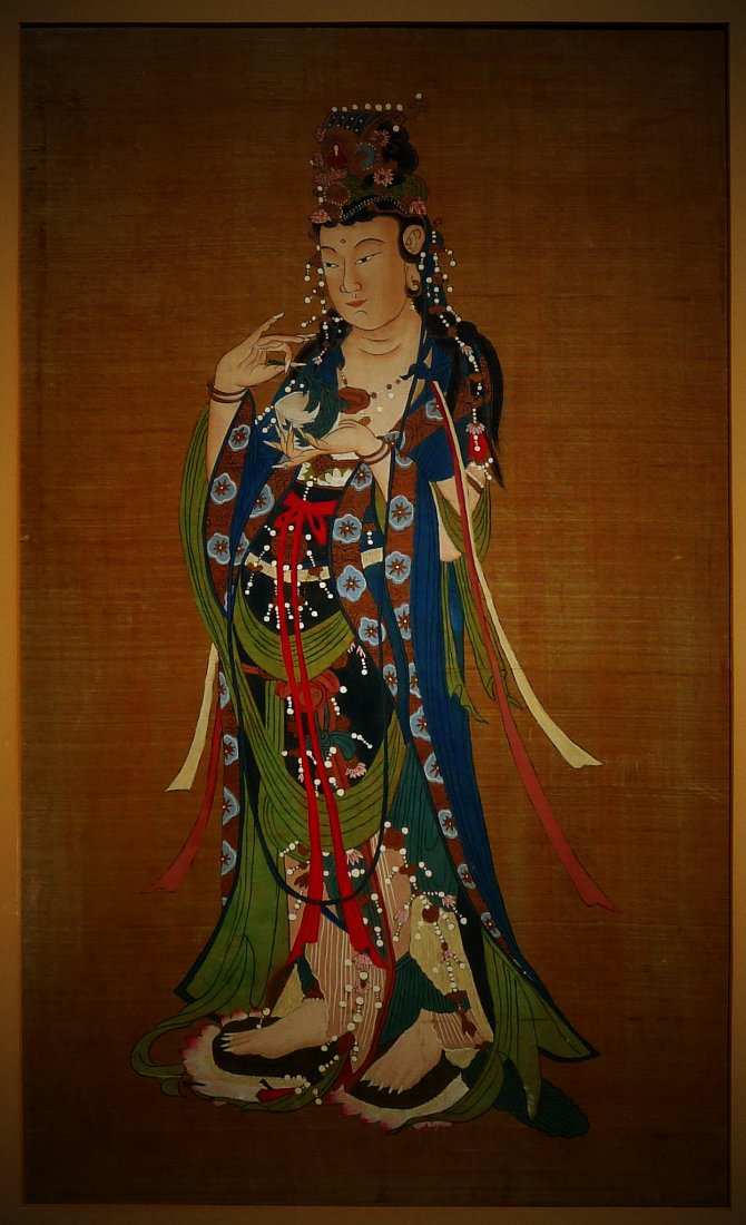 Mid Qing Dynasty Buddha Silk Painting (anonymous) (1 of 5)