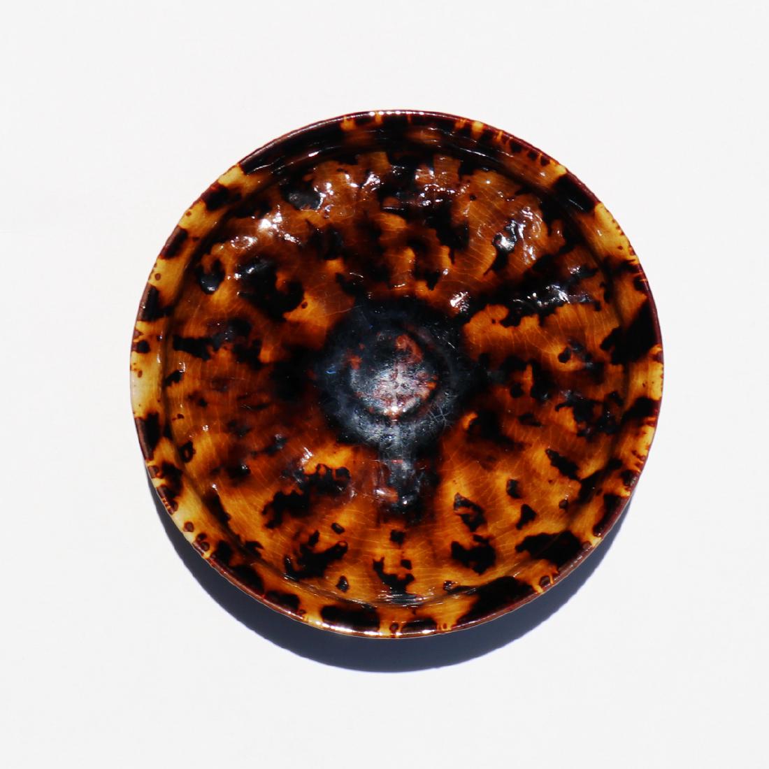 A Chinese Ji Zhou Yao Hawksbill glaze bowl: 吉州窯玳瑁釉碗 Ji Zhou Yao Hawksbill glaze bowl Diameter:(H);2.5 in (D) 5 in