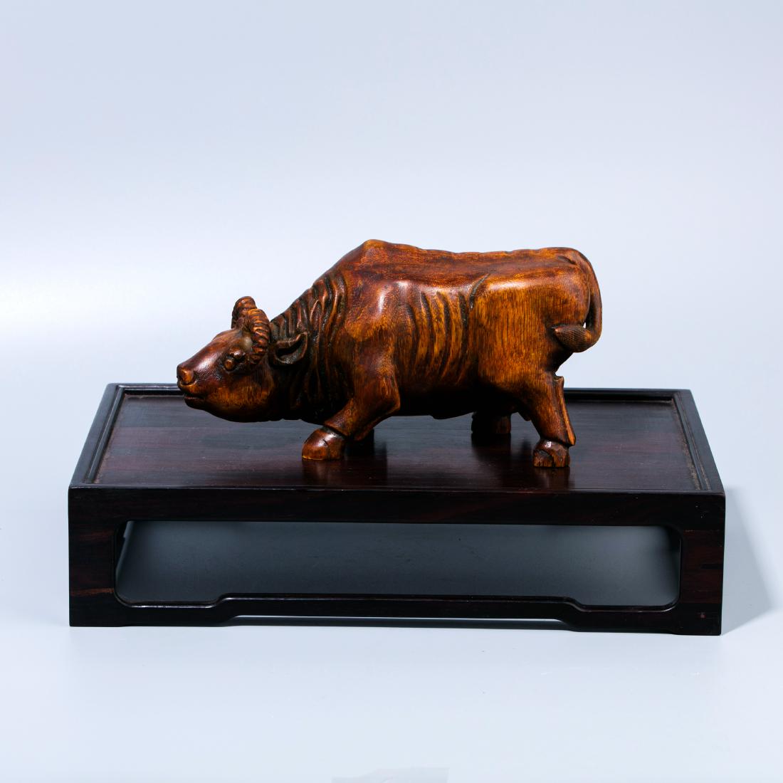 Bamboo Carving Cow: 紅木座臥牛竹雕 Bamboo Carving Cow;Dimension: H 2.4" L 11" W 7.1" 。 L 7.1" H 3.9"