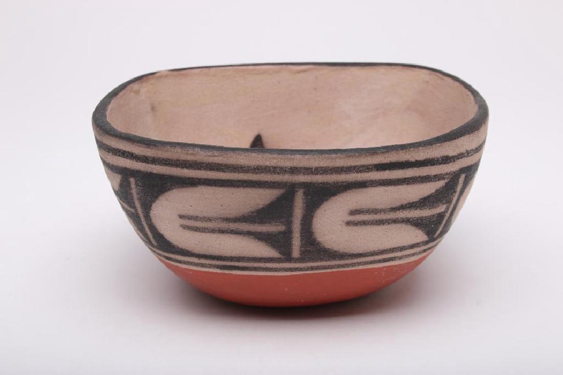 Santo Domingo Pueblo Indian Arthur Hilda Coriz Pottery (1 of 5)