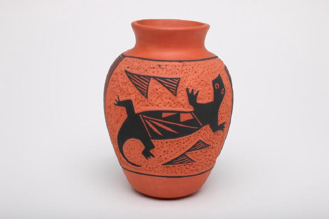 G. Sal Native American Indian Acoma Pottery Vase (1 of 7)