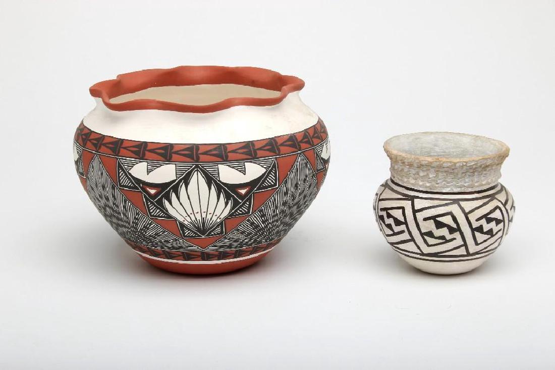 Acoma Indian Pottery Vase Marie Z. Chino + Victorino (1 of 9)