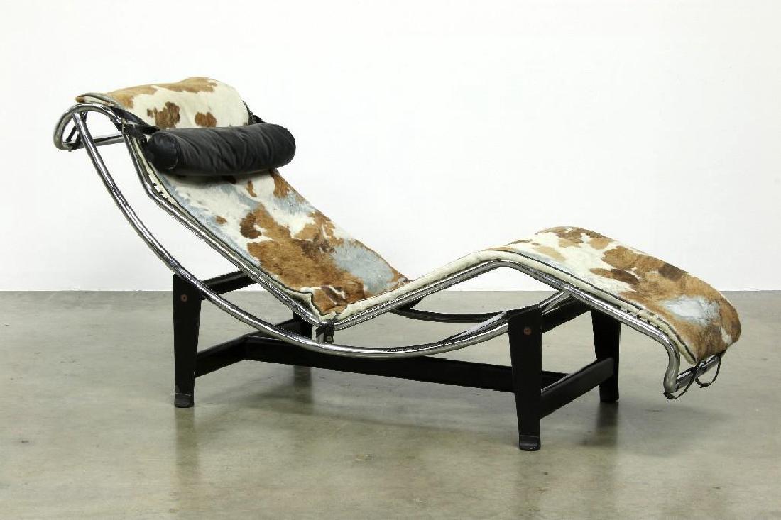 Le Corbusier Hair on Hide Chaise Lounge Chair: Le Corbusier hair on hide lounge chair.