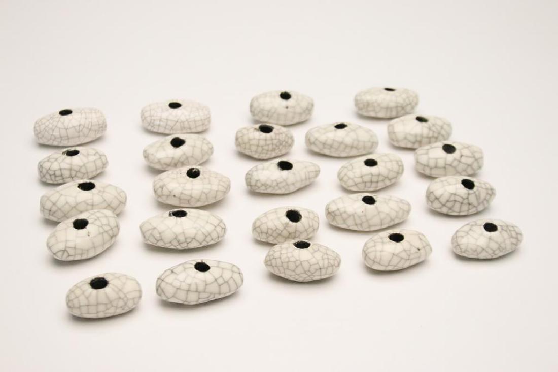 Doyle Lane MCM Studio Pottery Beads, White Crackle, 24 (1 of 6)