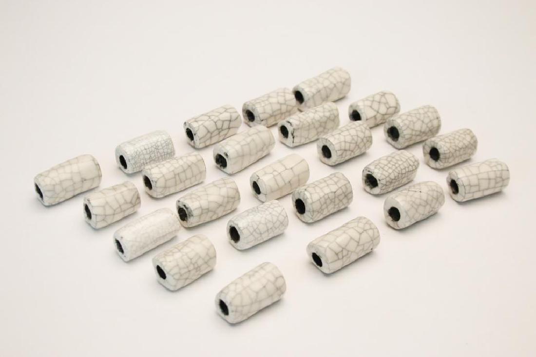 Doyle Lane MCM Studio Pottery Beads, White Crackle, 24 (1 of 5)