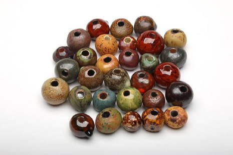Doyle Lane 30 Earth Tone Art Pottery Beads: Doyle Lane (American, 1925-2002). Approximately .5-1 in. H x .75-1.25 in. Dia. each.