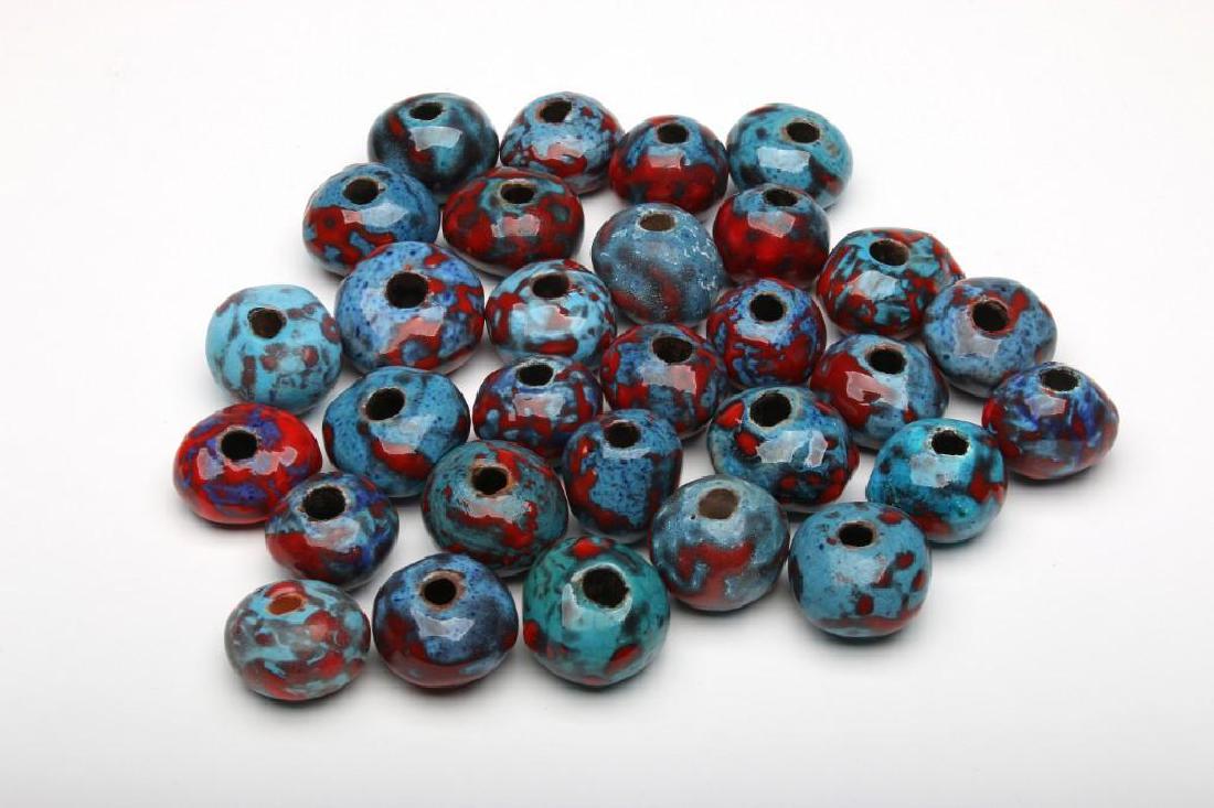 Doyle Lane 30 Blue/Red Art Pottery Beads (1 of 1)