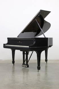 1923 Steinway Model M 5' 7" Studio Grand Piano in Black: Serial number stamped 221052. Approx. 39 in. H x 57.5 in. W x 61 in. D (front of keyboard to end of lid). Includes bench. Desirable gloss finish.