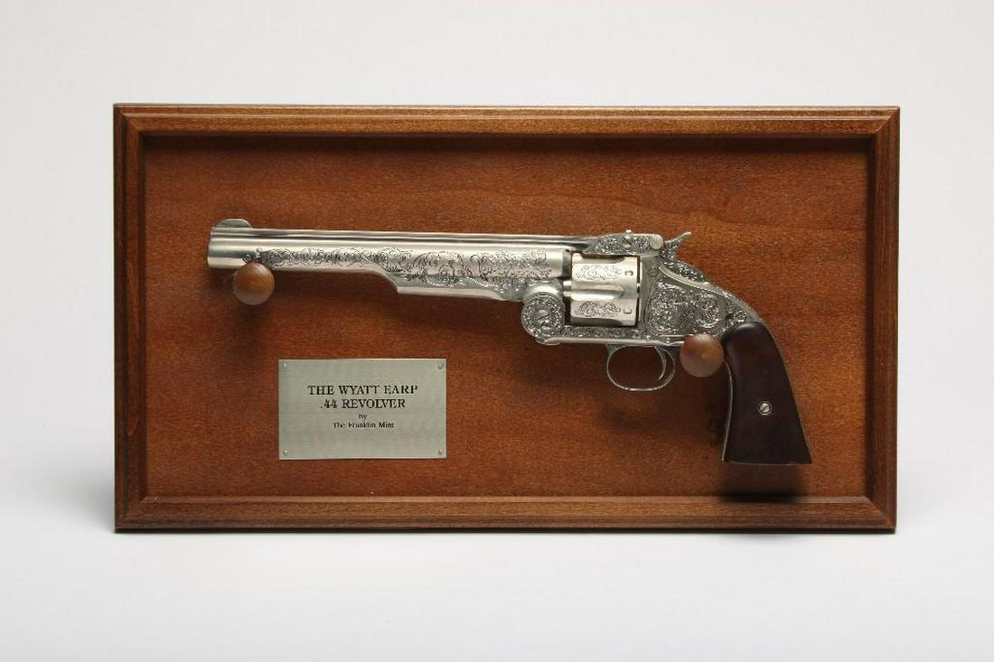 Franklin Mint Wyatt Earp .44 Revolver Replica Revolver