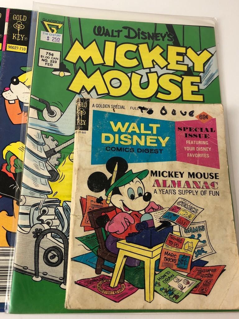 Lot of 17 Comic Books Disney Donald Mickey 10-75 Cents (1 of 4)