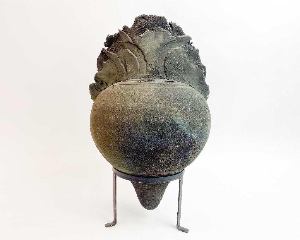 Unique Studio Pottery Vase on Stand Signed Ril 1986 (1 of 16)