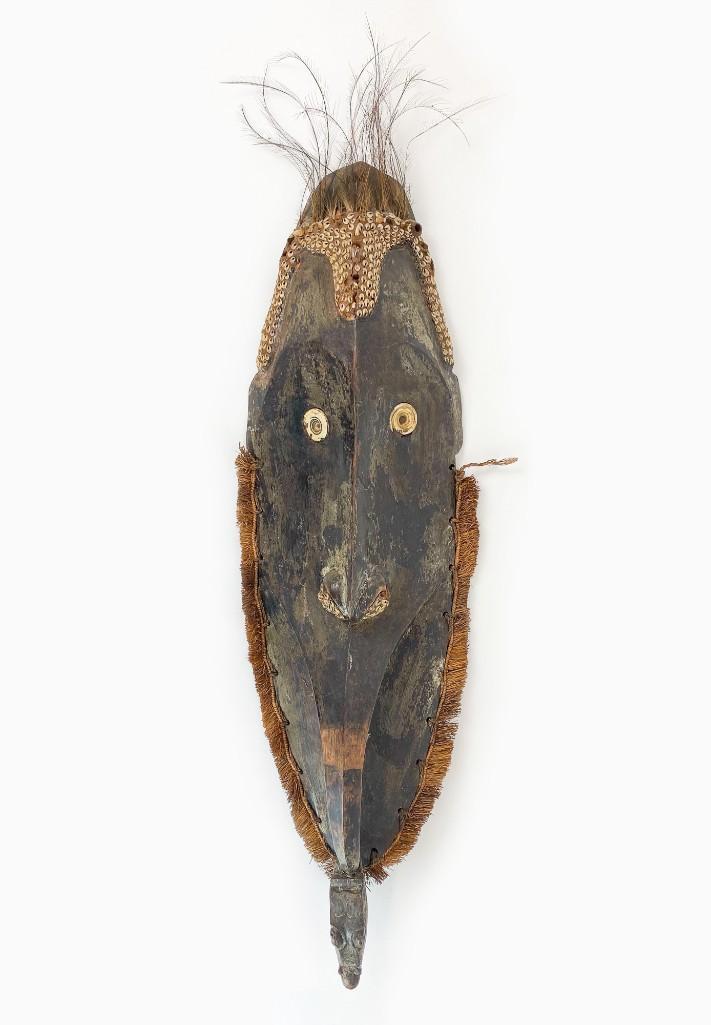 Large Papua New Guinea Plank Face Mask, Iatmul (1 of 11)