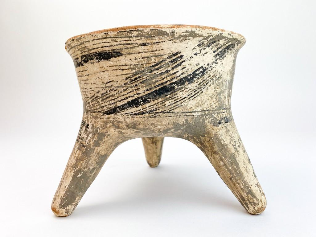 Pre-Columbian Black Painted Three Footed Clay Bowl (1 of 10)