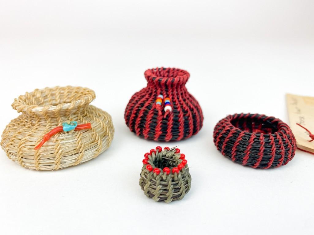 Lot of 4 Linda Aguilar Chumash Beaded Baskets Miniature (1 of 15)