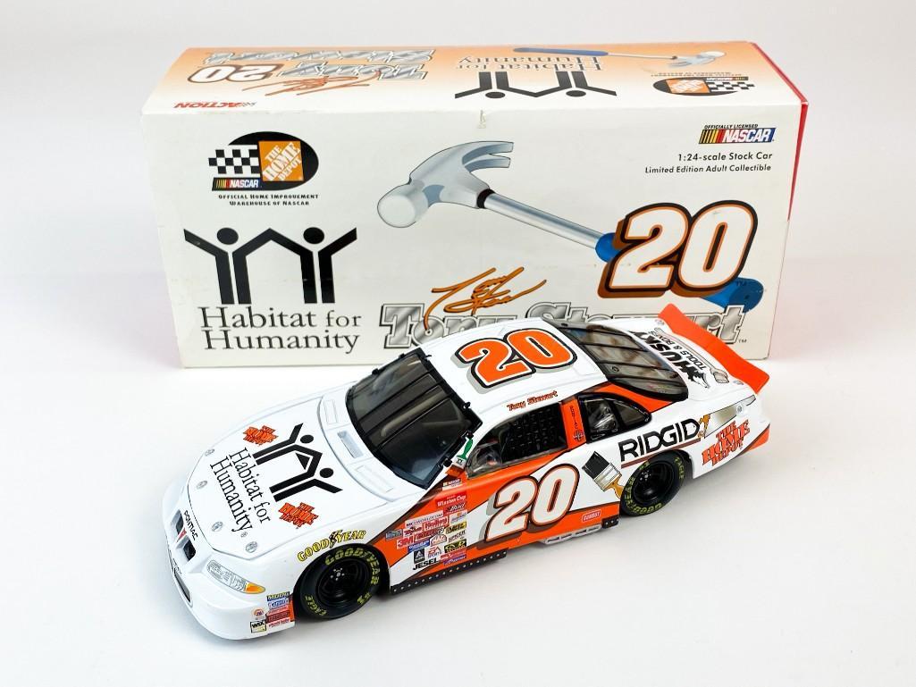 Tony Stewart #20 Home Depot/ Habitat For Humanity 1999 (1 of 5)