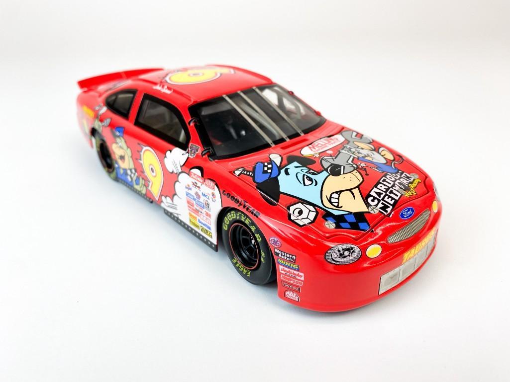 NASCAR x Cartoon Network #9 Ford Taurus Model Car 1:24 (1 of 6)