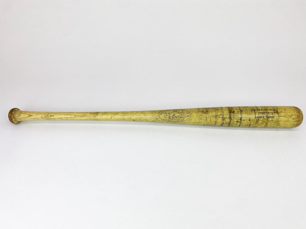 Vintage Baseball Bat H & B Batmen on Radio KMOX: Vintage H & B "Batmen on Radio, Cardinals KMOX Radio" Baseball Bat. Regular wear from play. Approx. length: 34 in. Weight: 2 lbs.
