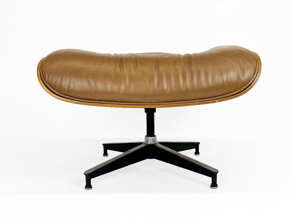 Eames Herman Miller Ottoman 1975 Brown Leather Walnut (1 of 11)