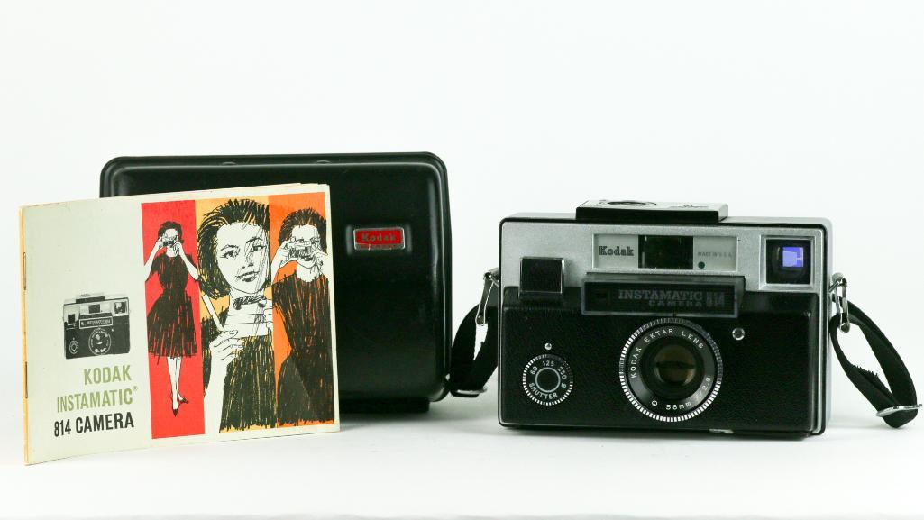 Kodak Instamatic 814 Camera w/ Case and Manual (1 of 6)