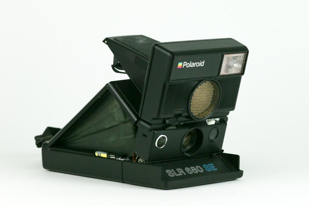 Polaroid SLR 680 SE Camera (1 of 6)