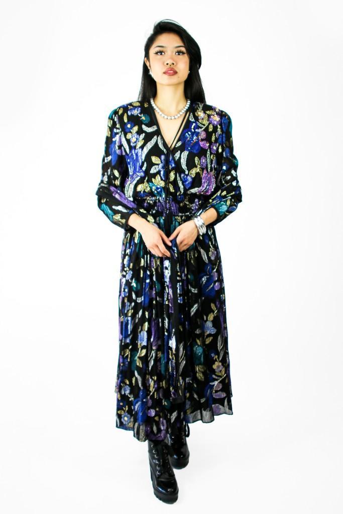Diane Freis Vintage Dress Chiffon Sequins w/ Scarf: Diane Freis Vintage Dress Chiffon Sequins w/ Scarf. Vintage Diane Freis dress with attached tassels and detached scarf. Size: Medium Shoulder to Shoulder: 15 in. Armpit to Armpit: 17 in. Elastic waist
