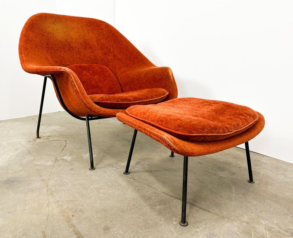 Eero Saarinen For Knoll Womb Chair and Ottoman: Eero Saarinen For Knoll Womb Chair and Ottoman. Vintage Womb chair by Eero Saarinen. Wear to fabric on edges of chair and ottoman. Foam padding needs replacement. Rust on one foot of chair. Chair: app