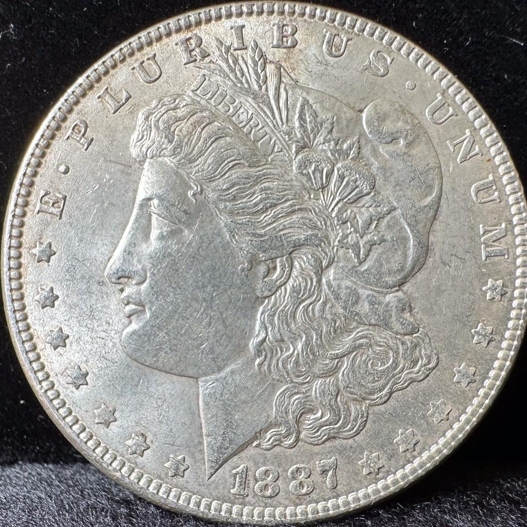 1887 Morgan Dollar US Coin 90% Silver (1 of 2)