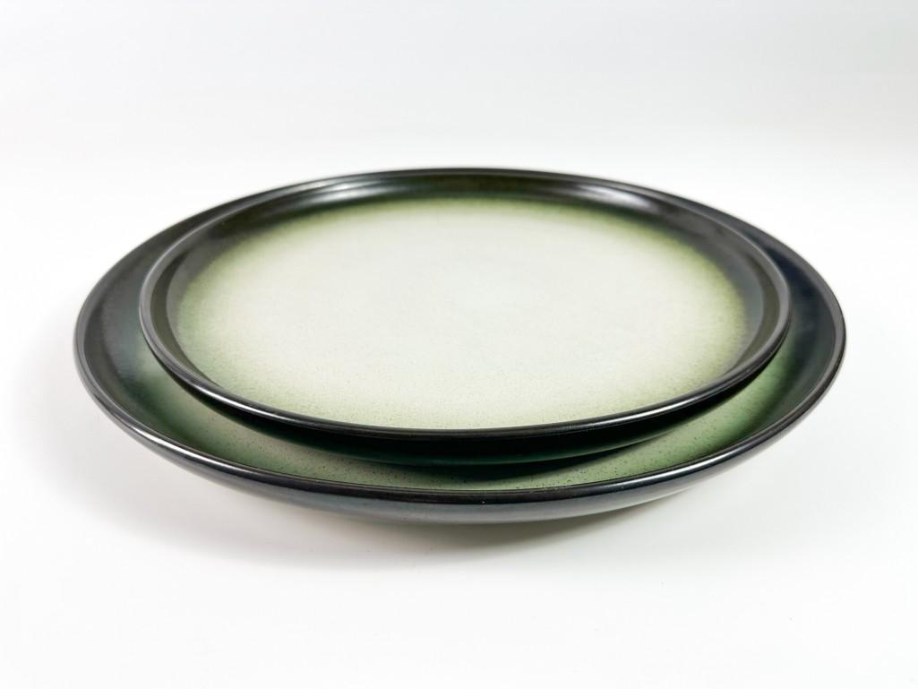 Lot of 2 Vintage Heath Ceramics Coupe Line Platters (1 of 13)