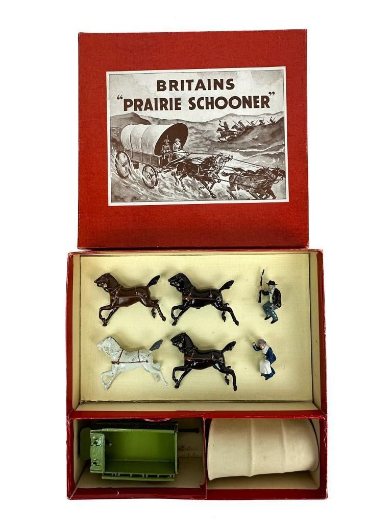 Britains Set Prairie Schooner #2034 (1 of 4)