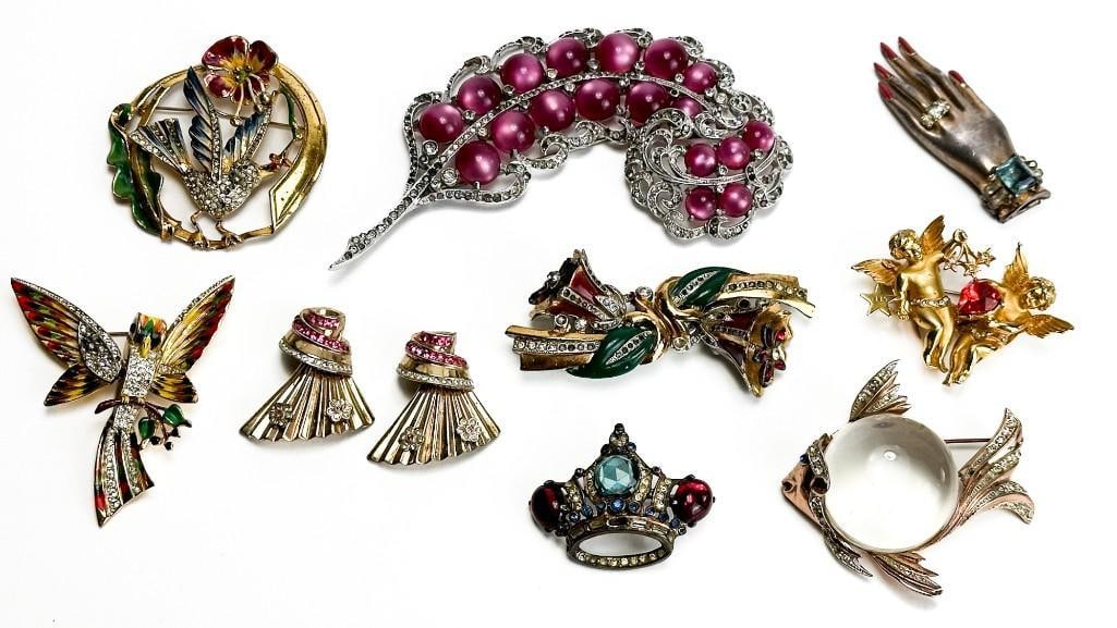 Lot of 10 Coro or Corocraft Brooches and Duettes (1 of 18)