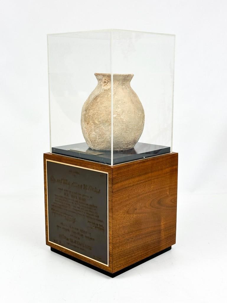 Israel Holy Land Holy Land Vessel w/ Plaque and Stand (1 of 14)