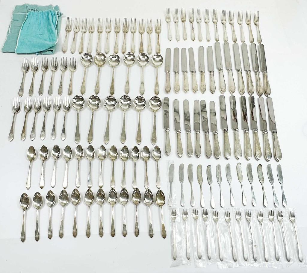 Tiffany & Co Sterling Faneuil Silverware 120 Pc (1 of 12)