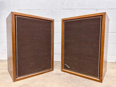 Pair of Coral BX-1500, 6 Way, 7 Speaker System