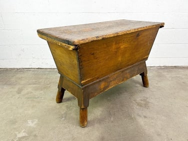 Early American Antique Primitive Wood Dough Bin