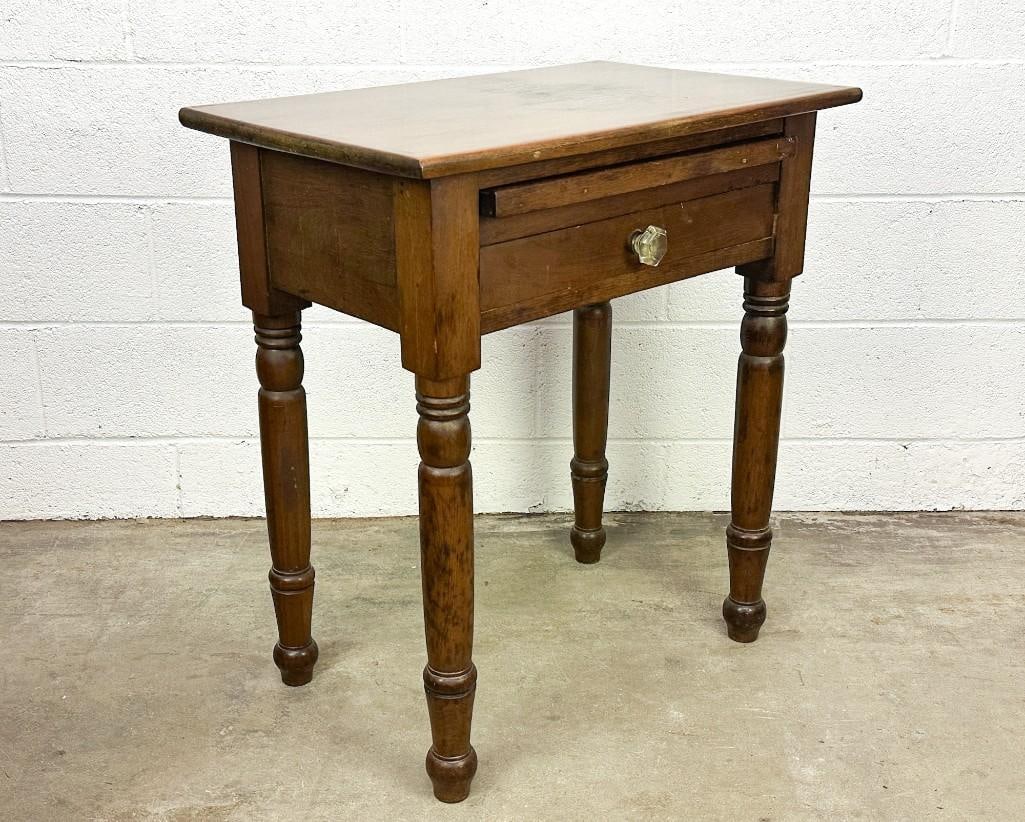 Early American Side Table w/ Single Drawer & Glass Pull (1 of 8)